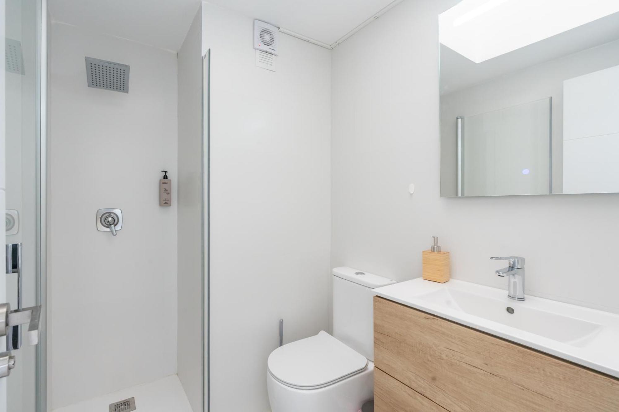 Vb Marina Penthouse 3br Portviews *